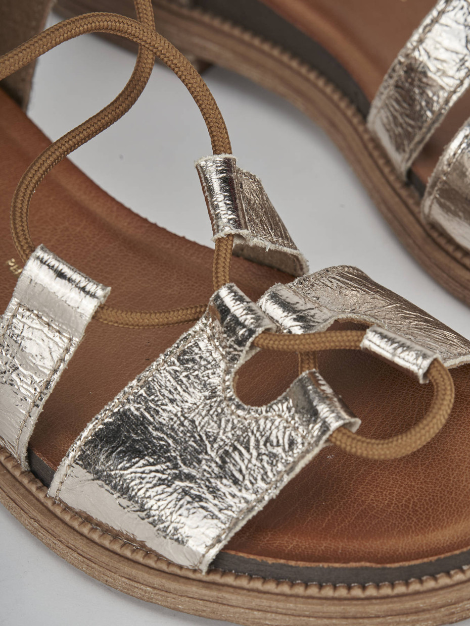 Sandali tacco 1cm pelle oro
