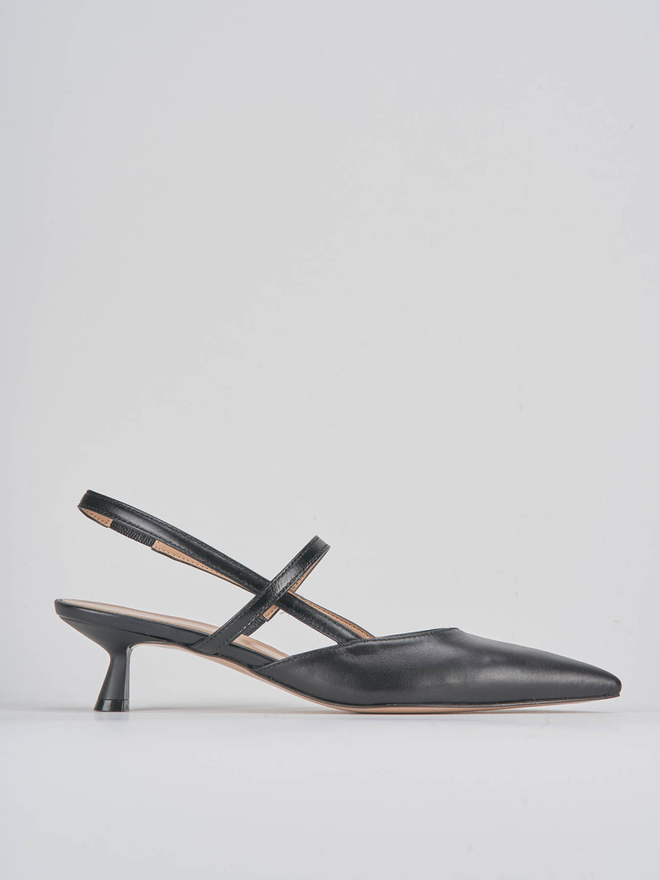 Décolleté e slingback tacco 5cm pelle nero