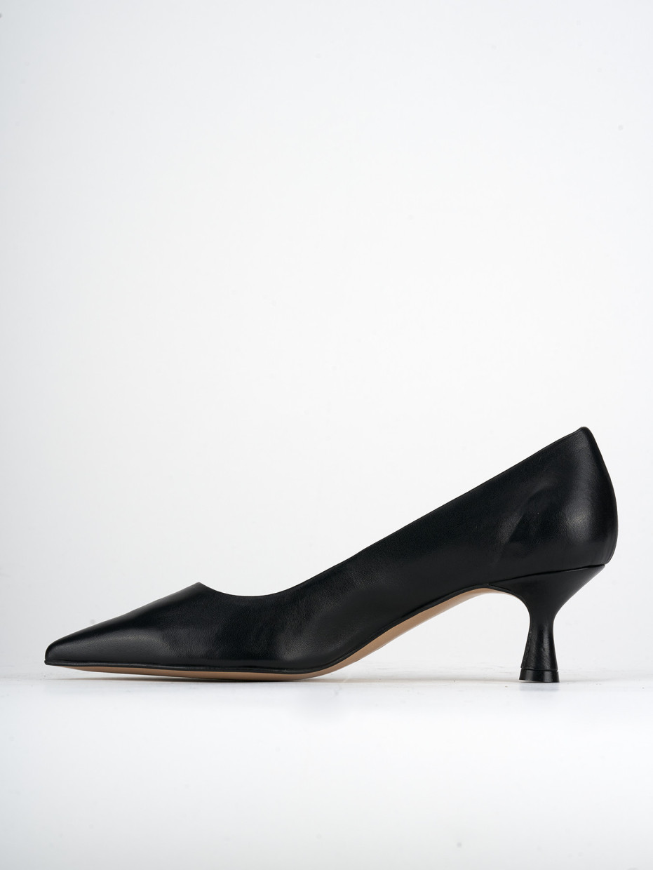 Décolleté e slingback tacco 5cm pelle nero