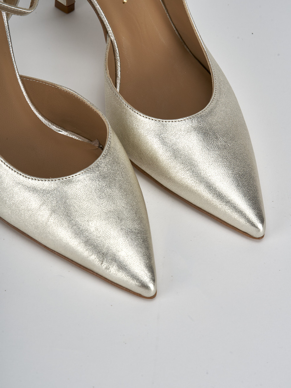 Décolleté e slingback tacco 7cm pelle oro