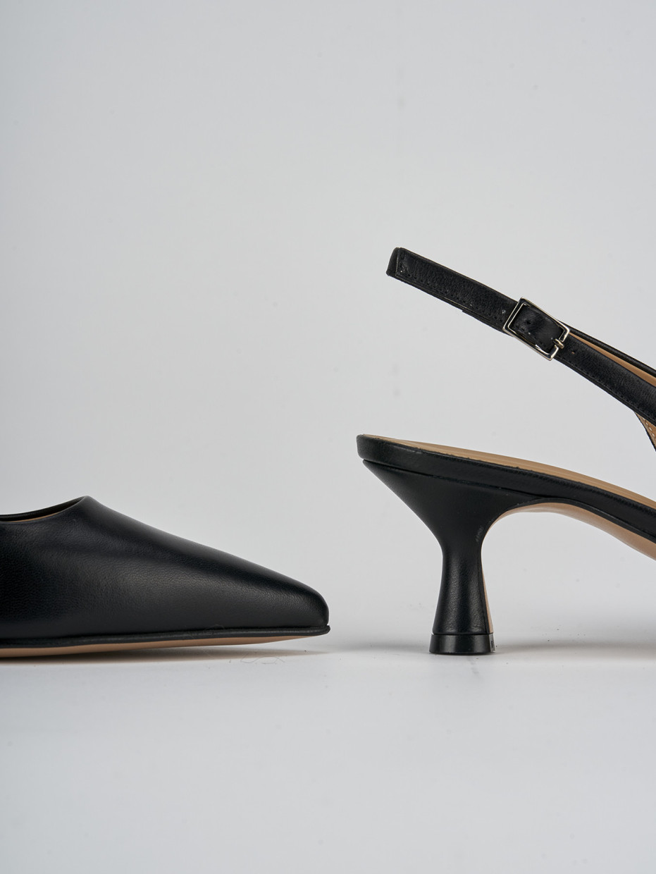 Décolleté e slingback tacco 5cm pelle nero