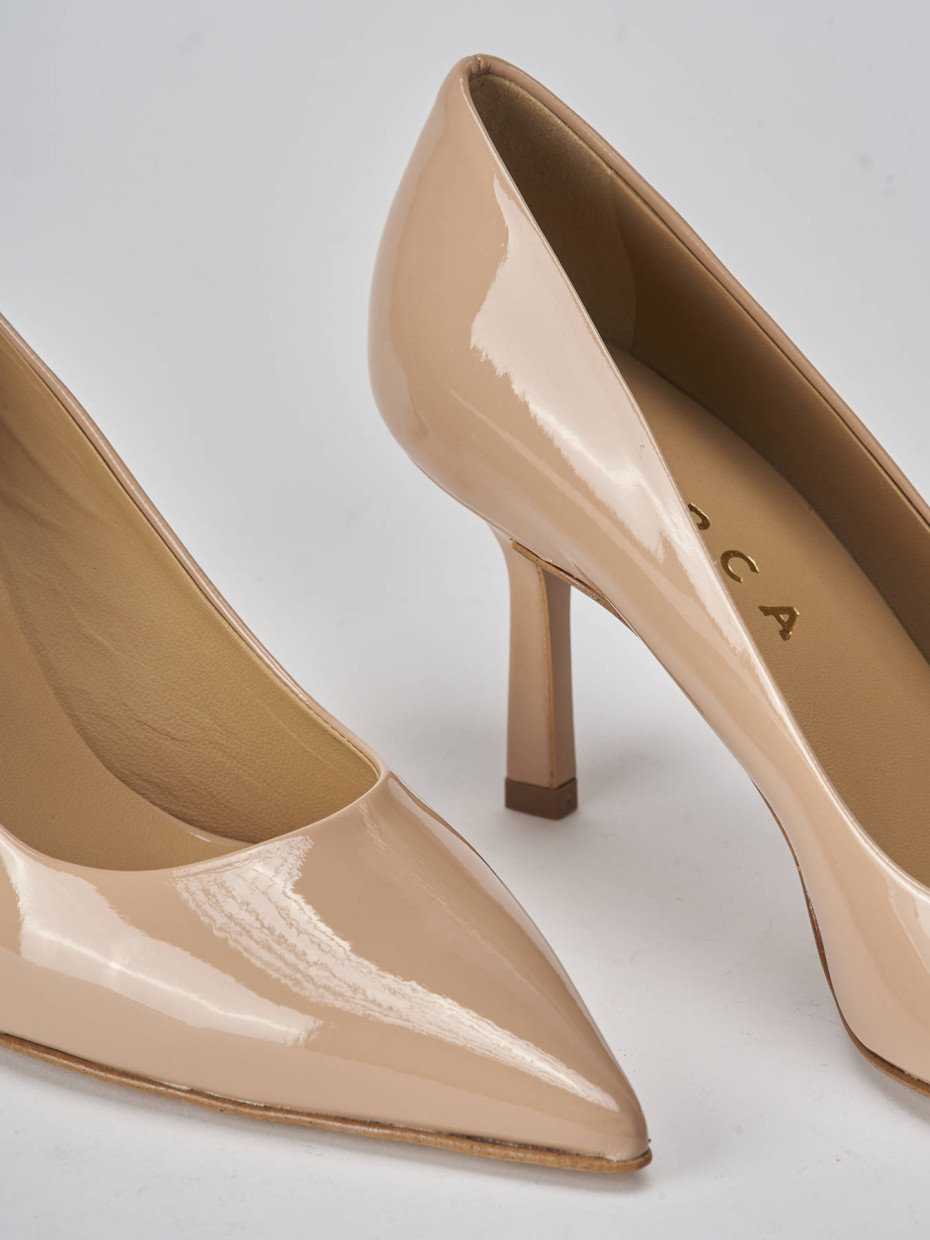 Décolleté e slingback tacco 7cm vernice beige