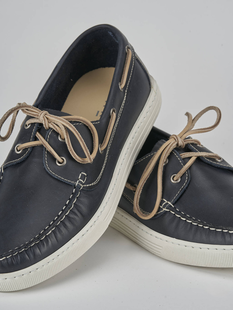 Stringate pelle blu