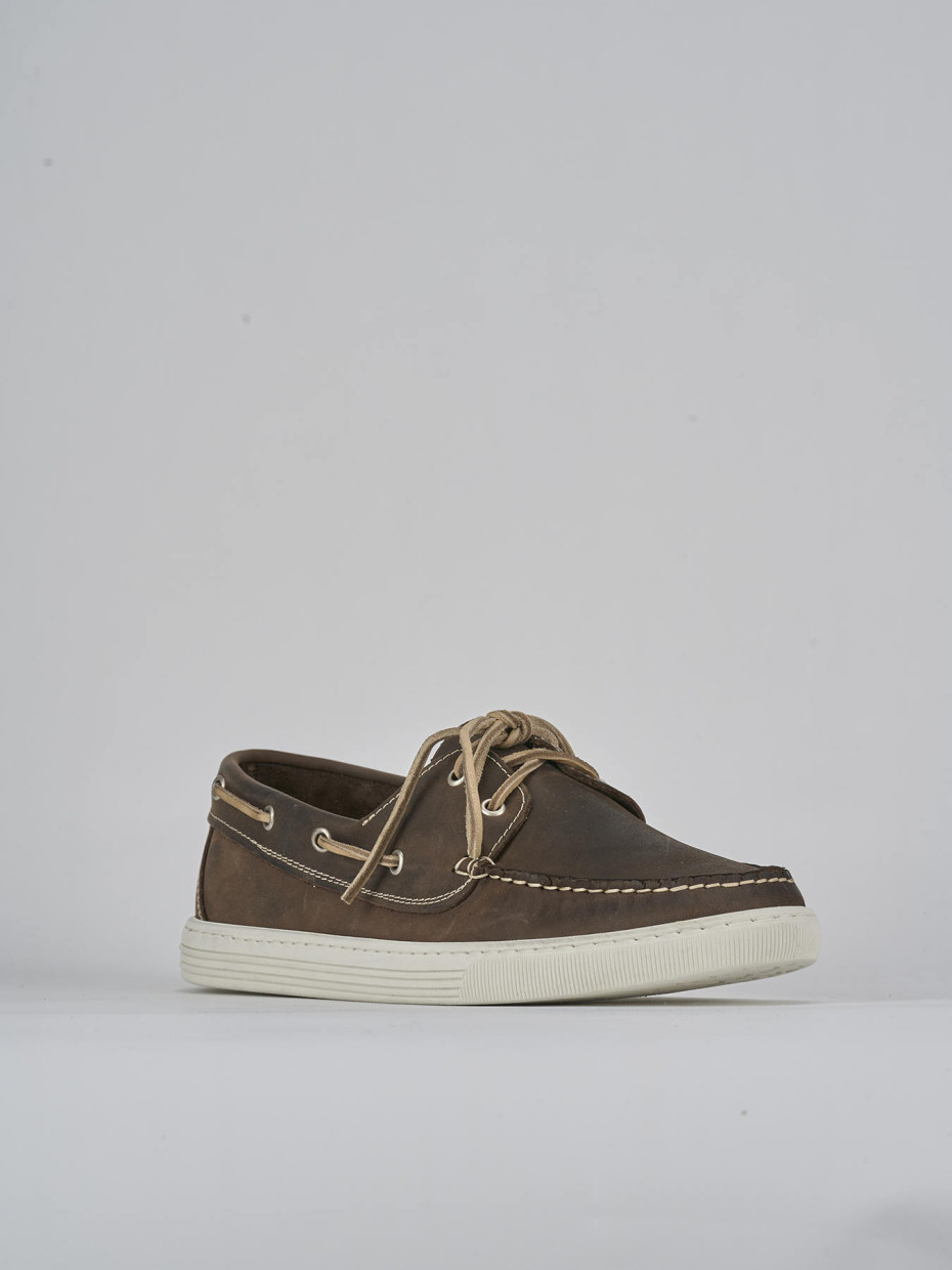 Stringate pelle testa