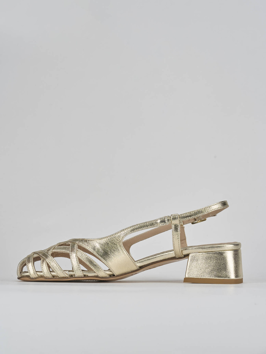 Sandalo tacco 5 cm oro pelle