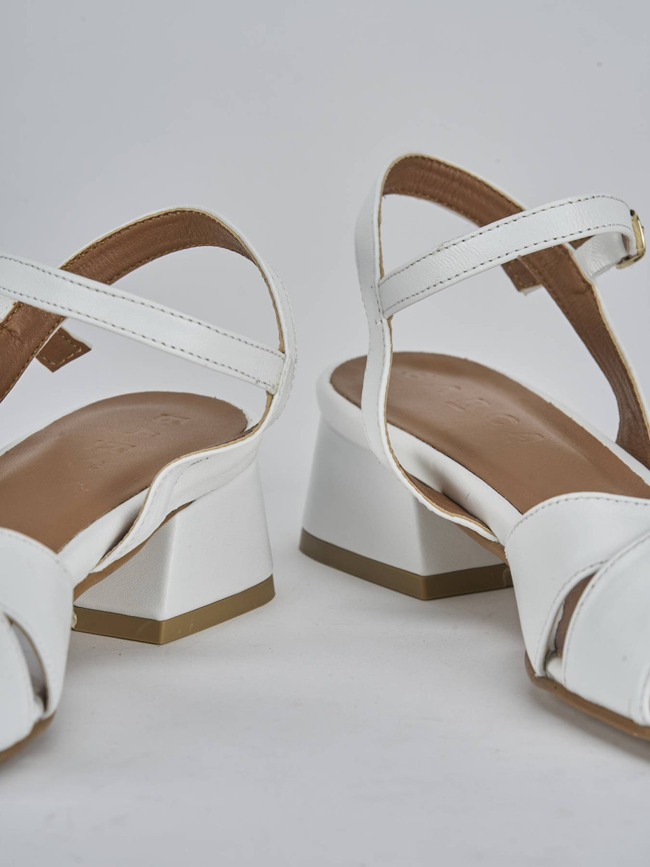 Sandalo tacco 3 cm bianco pelle