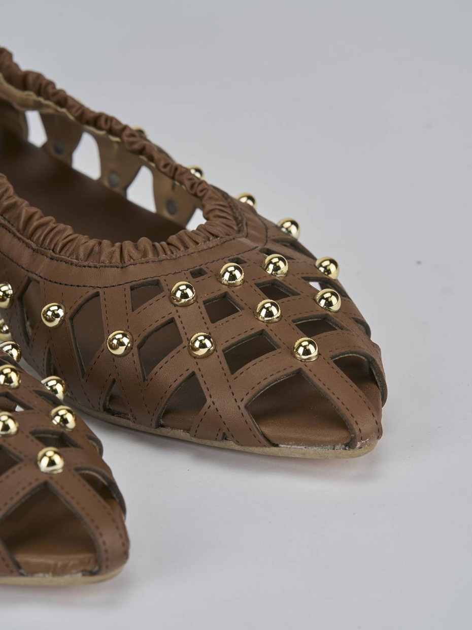 Ballerina tacco 2 cm marrone pelle