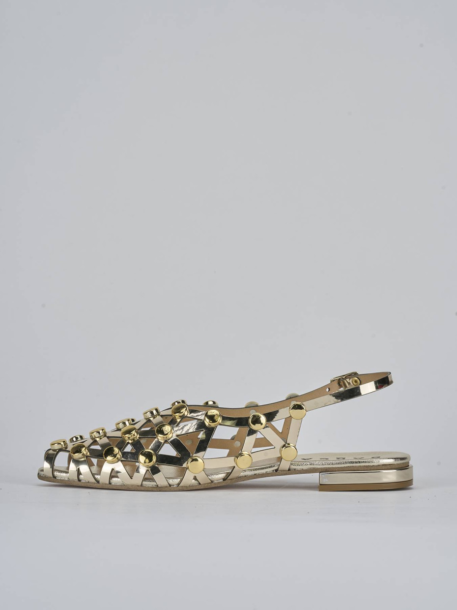 Sandalo tacco 2 cm oro pelle