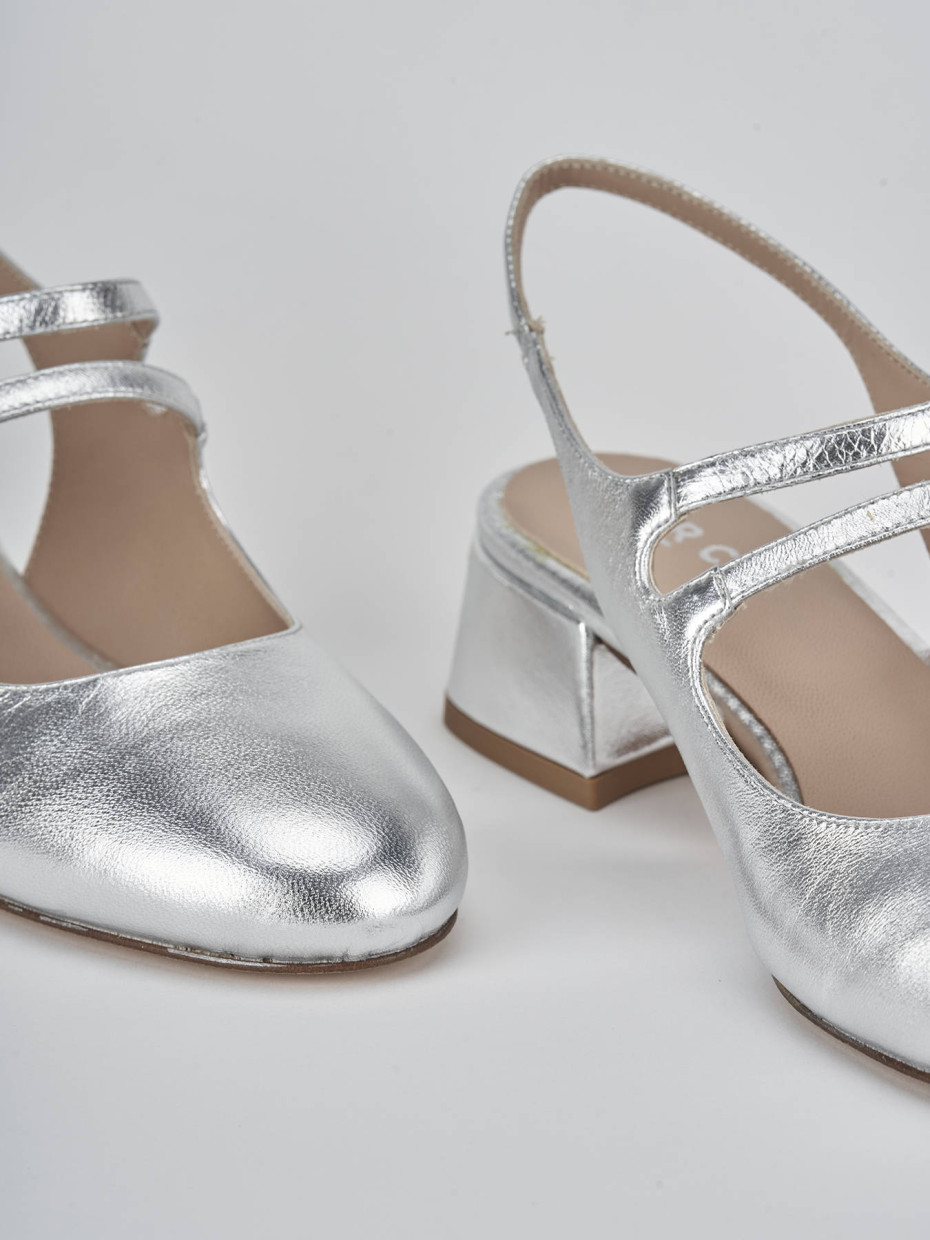 Décolleté e slingback tacco 4cm laminato argento