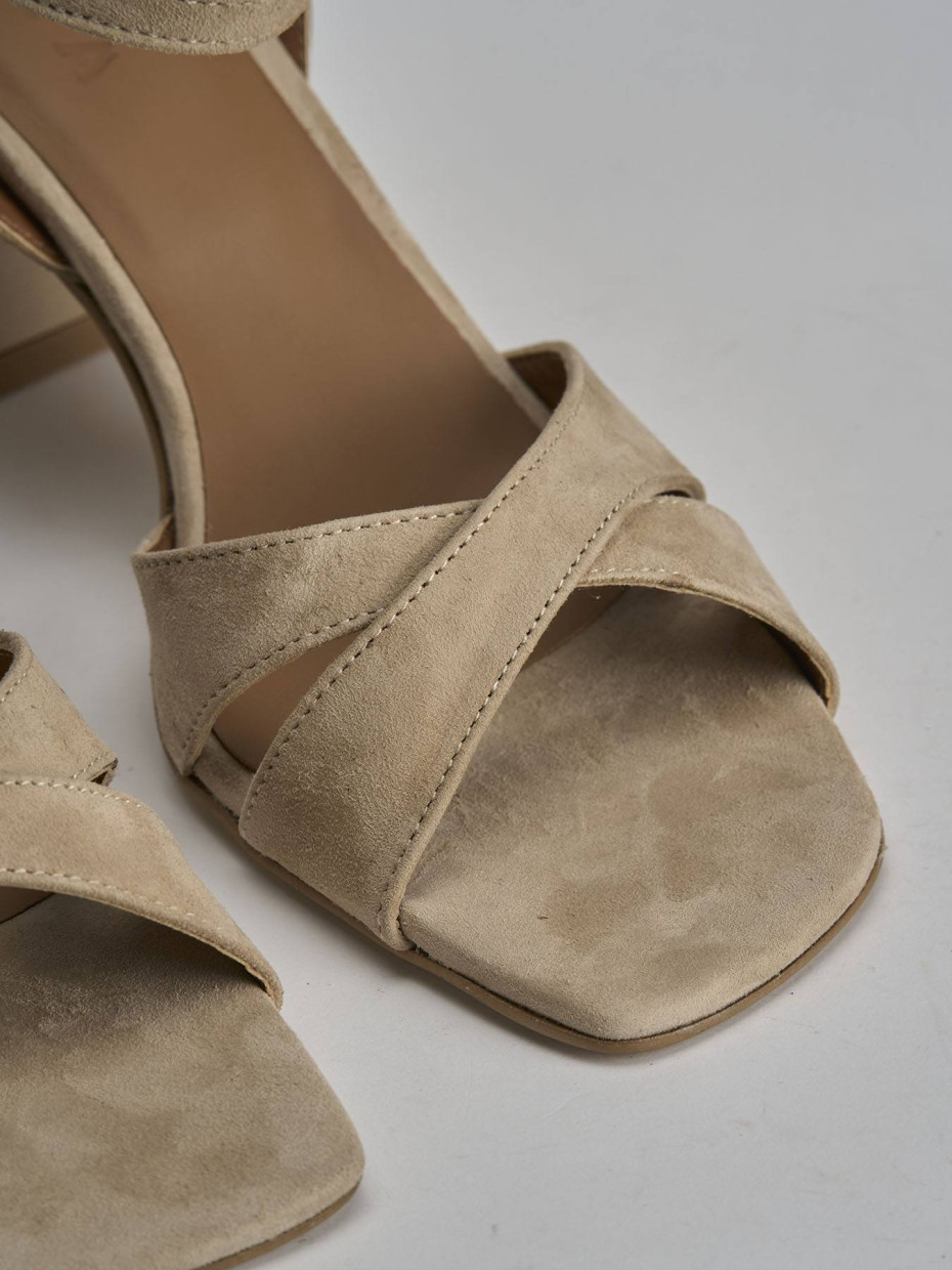 Sandalo tacco 8 cm beige camoscio