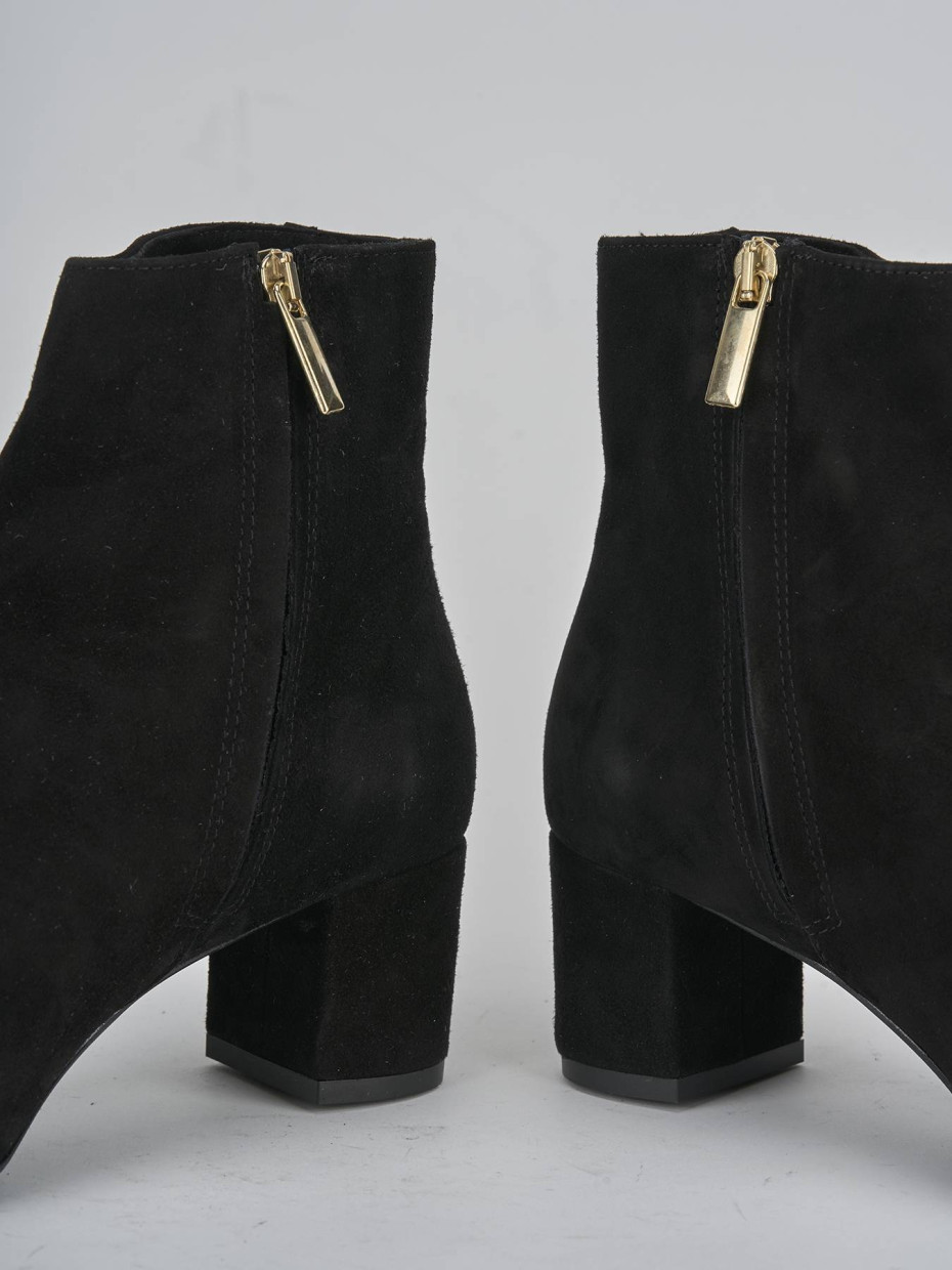 Stivaletti tacco 6cm camoscio nero