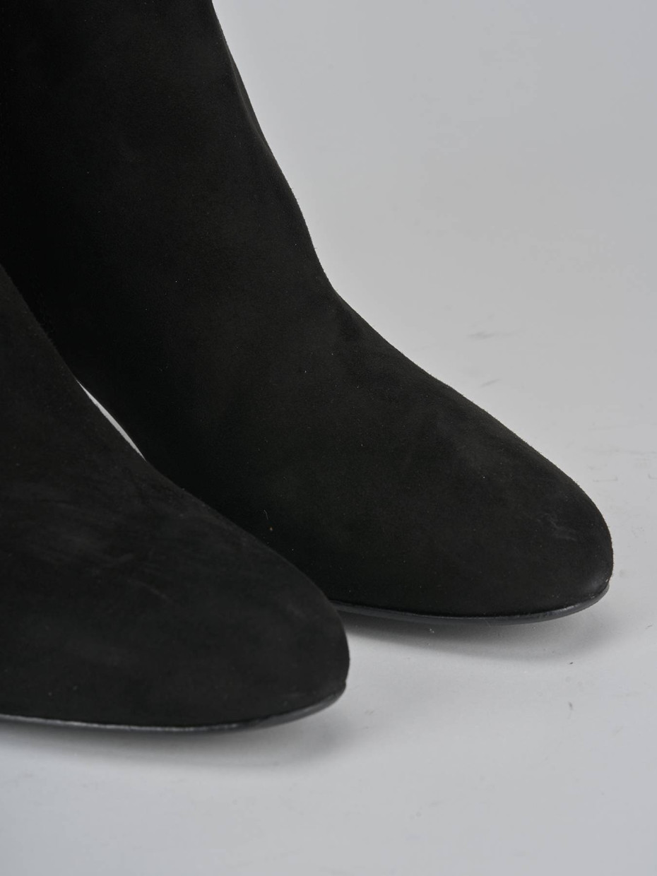 Stivaletti tacco 6cm camoscio nero