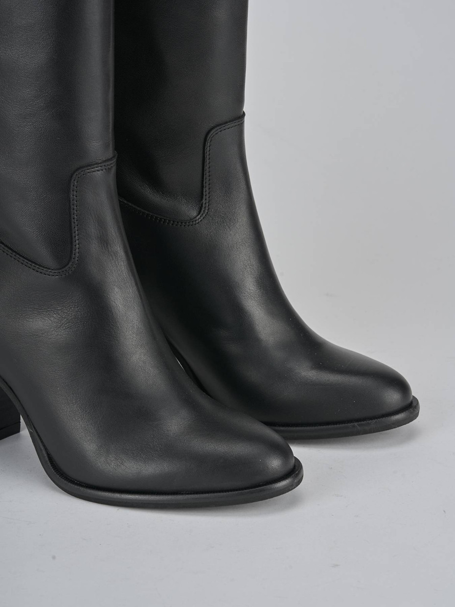 Stivali tacco 8cm pelle nero