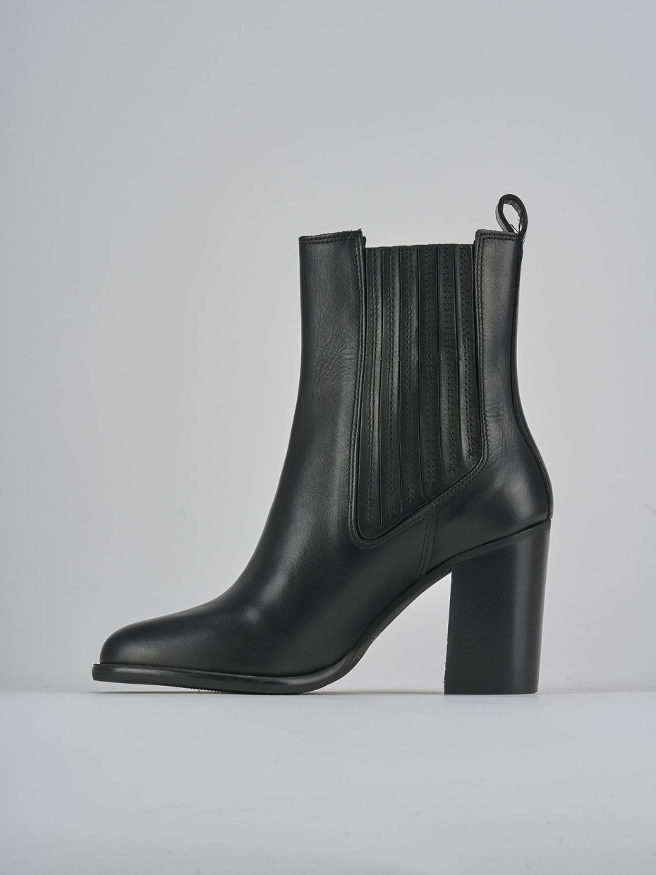 Stivaletti tacco 8cm pelle nero