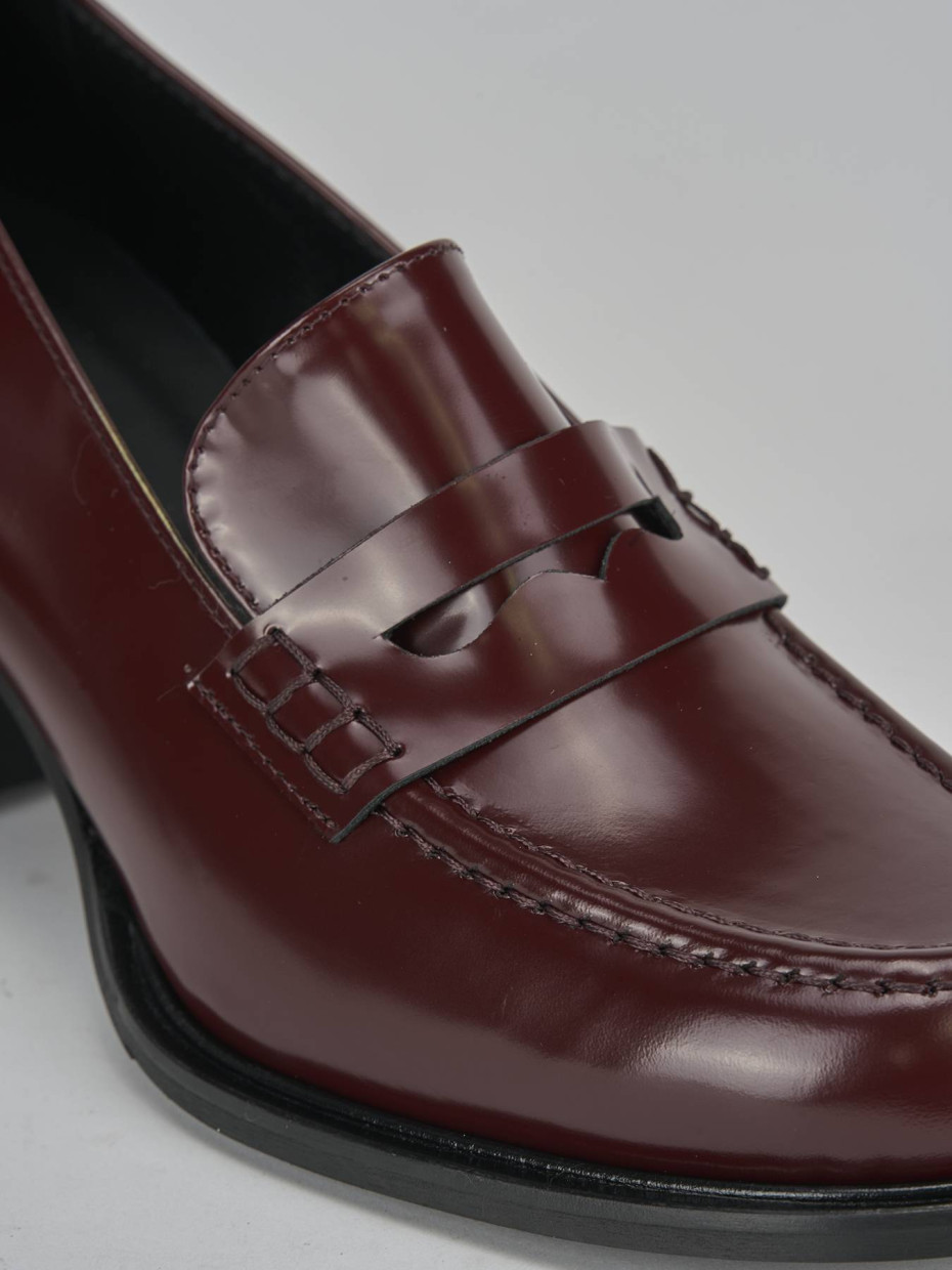 Mocassini tacco 7cm pelle bordo'