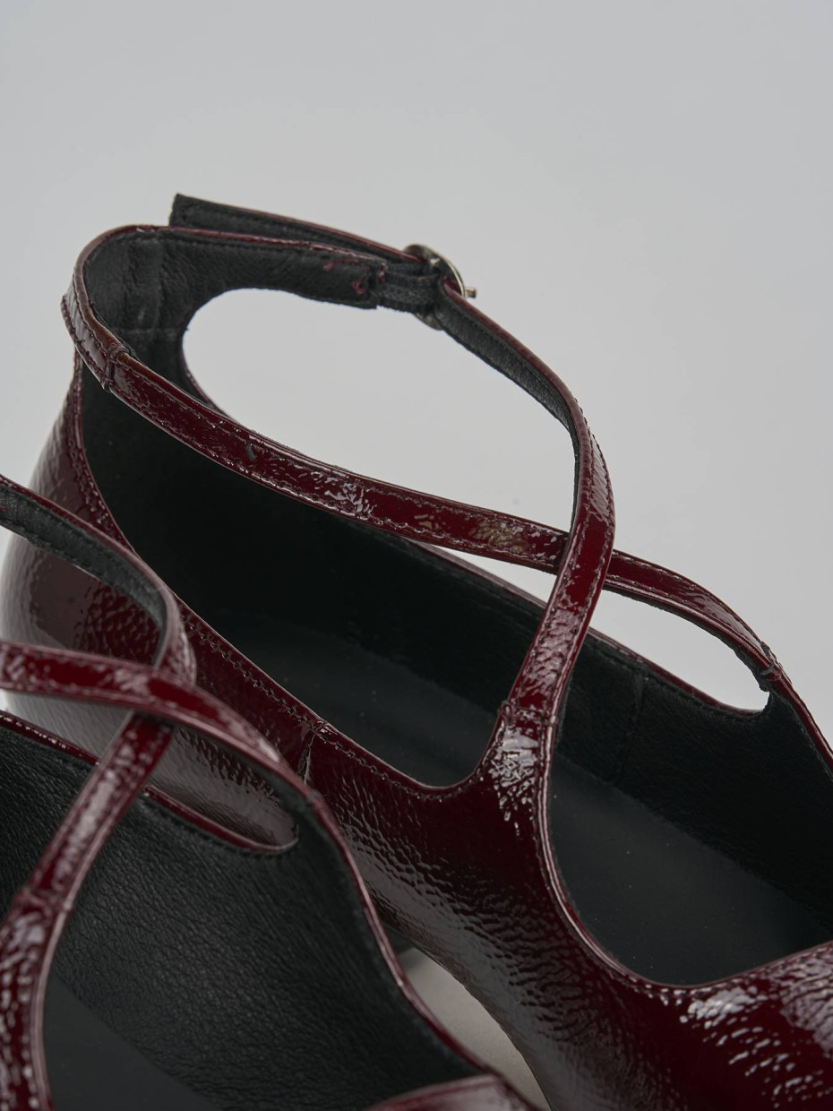 Décolleté e slingback tacco 4cm vernice bordo'