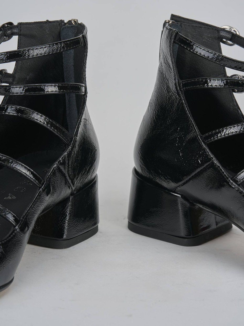 Décolleté e slingback tacco 4cm vernice nero