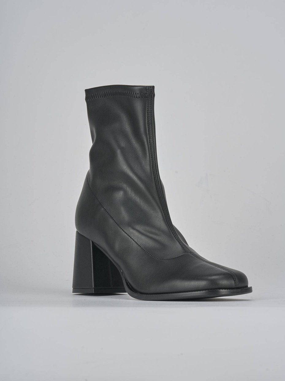 Stivaletti tacco 8cm pelle nero