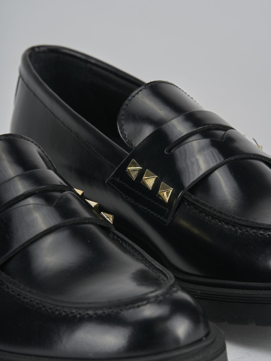 Mocassini tacco 2cm pelle nero