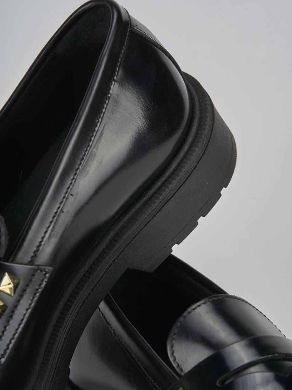 Mocassini tacco 2cm pelle nero