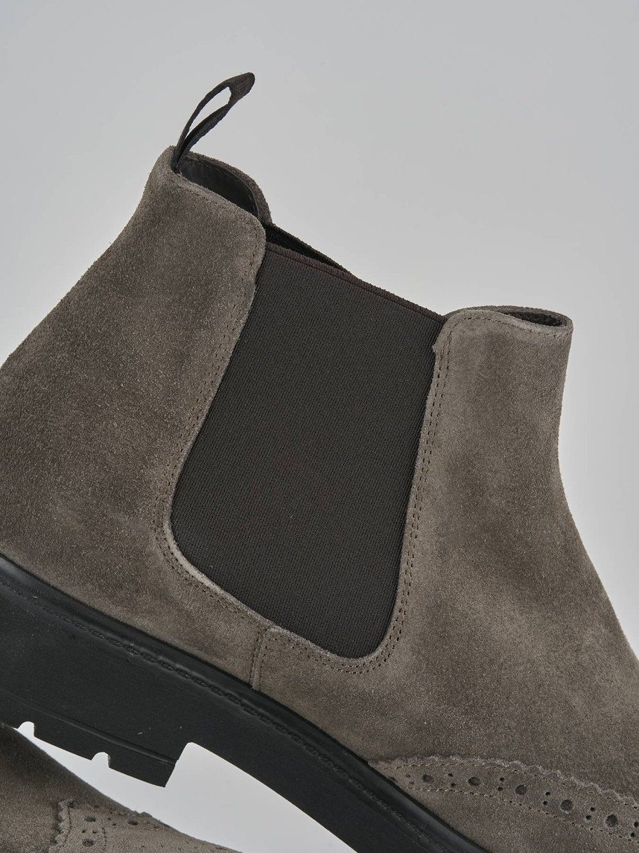 Stivaletti camoscio beige