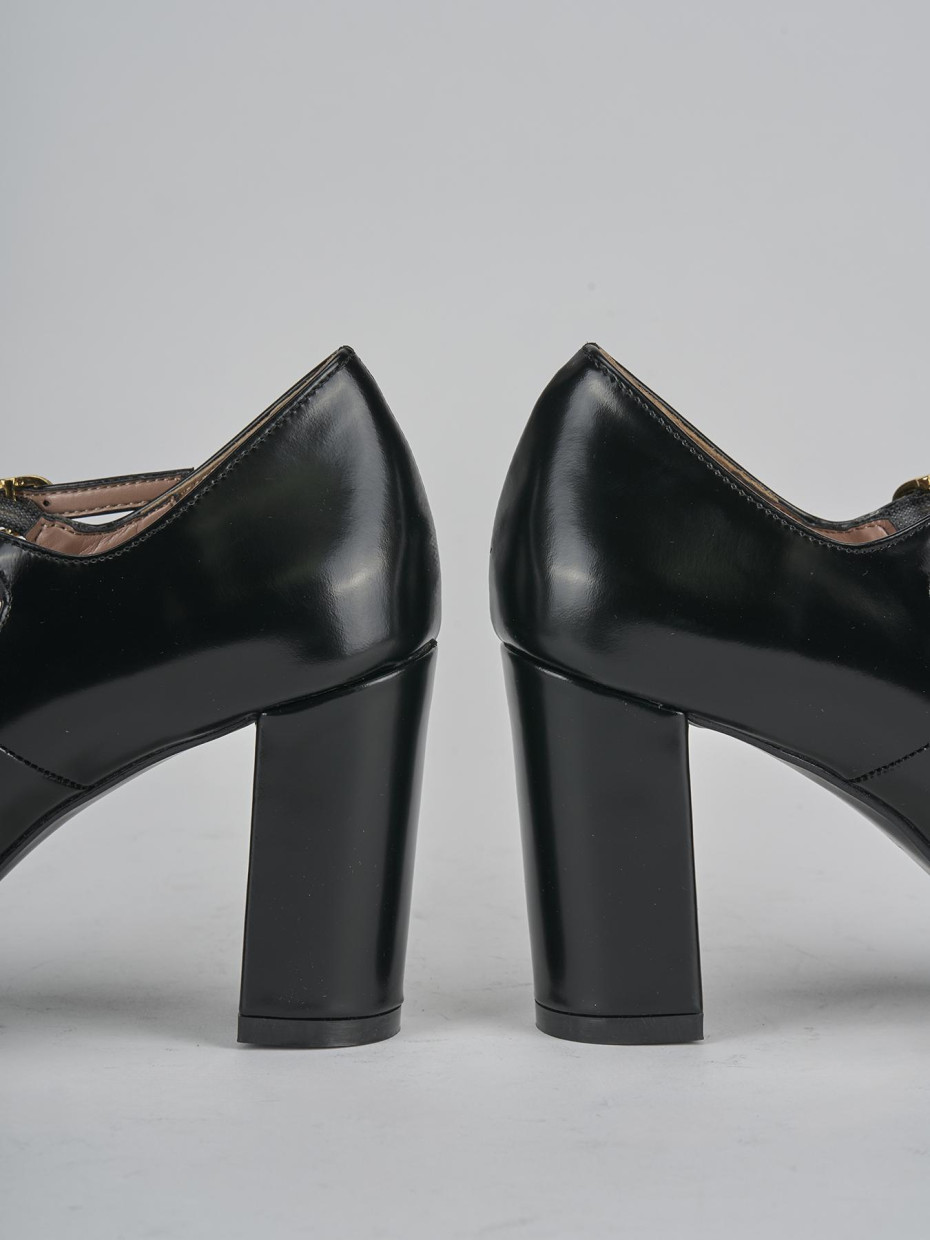 Décolleté e slingback tacco 8cm pelle nero