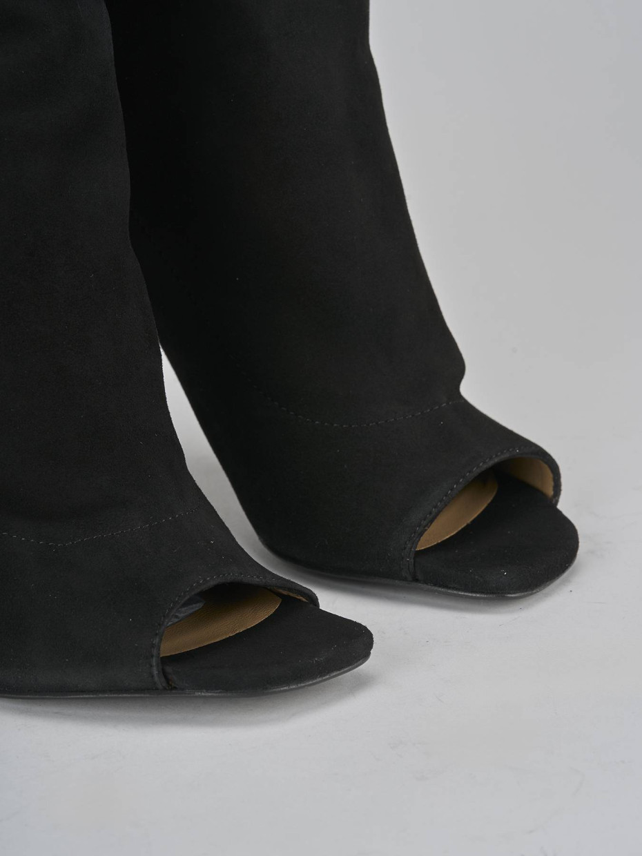 Stivaletti tacco 9cm camoscio nero