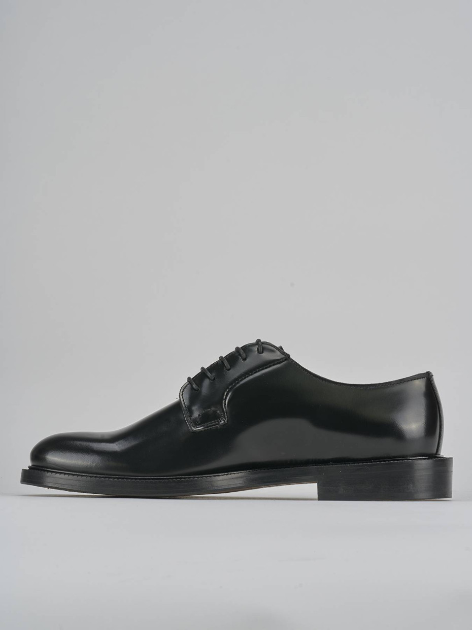 Stringate pelle nero