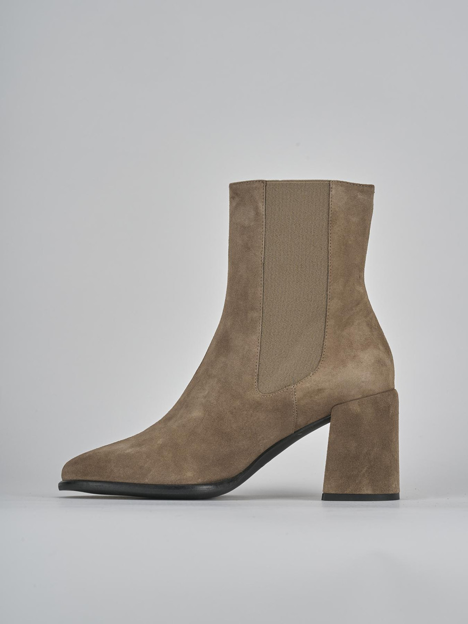 Stivaletti tacco 7cm camoscio marrone
