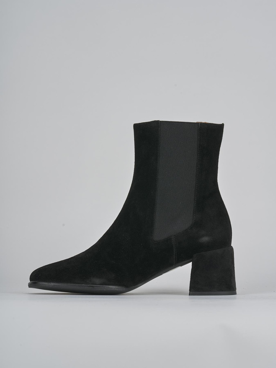 Stivaletti tacco 5cm camoscio nero