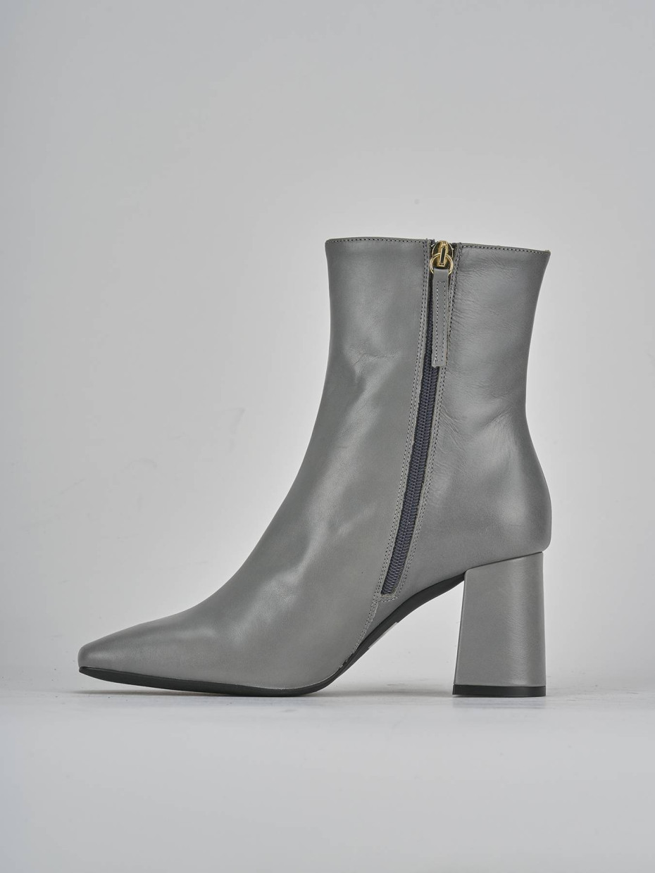 Stivaletti tacco 7cm pelle grigio