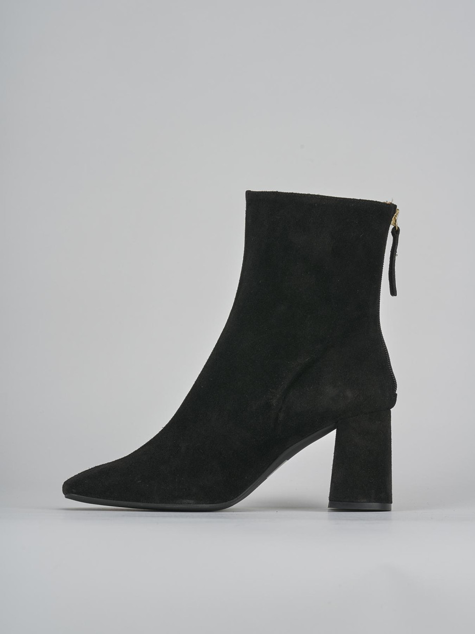 Stivaletti tacco 7cm camoscio nero