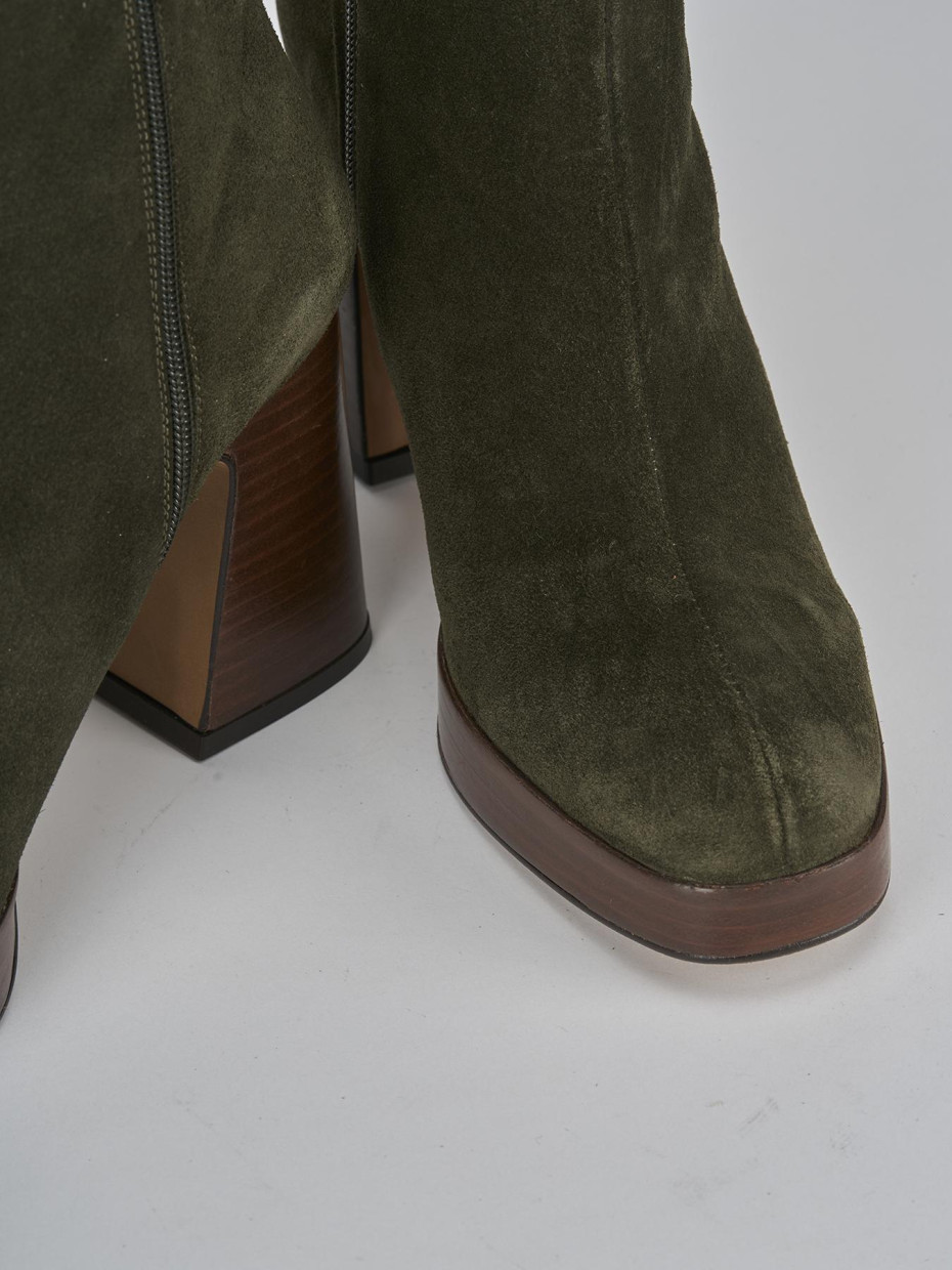 Stivaletti tacco 9cm camoscio verde