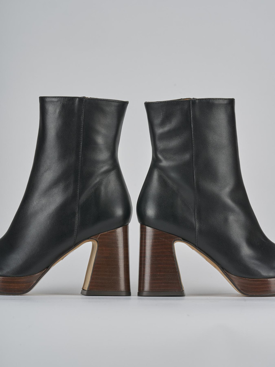 Stivaletti tacco 9cm pelle nero