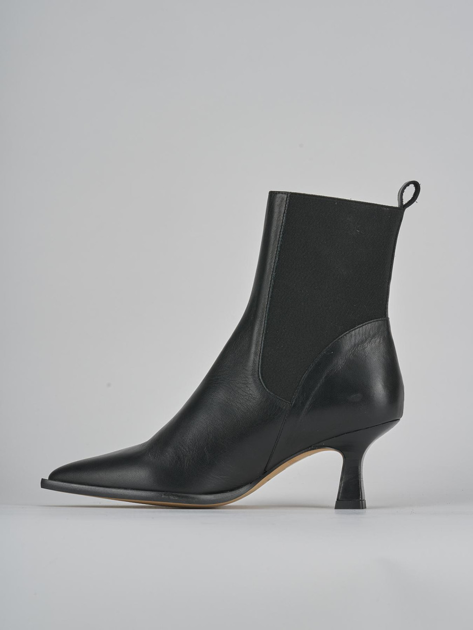 Stivaletti tacco 5cm pelle nero