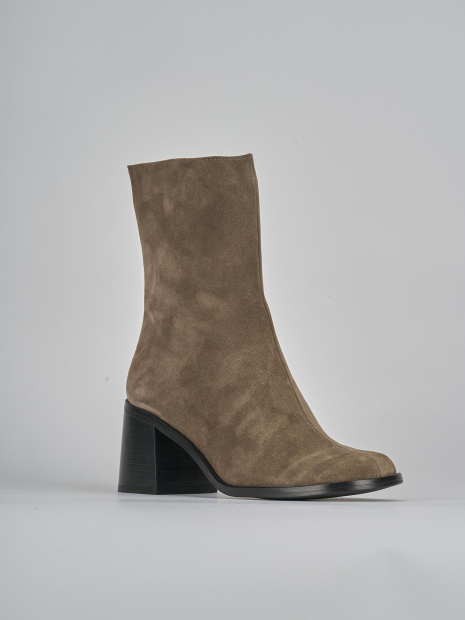 Stivaletti tacco 5cm camoscio beige