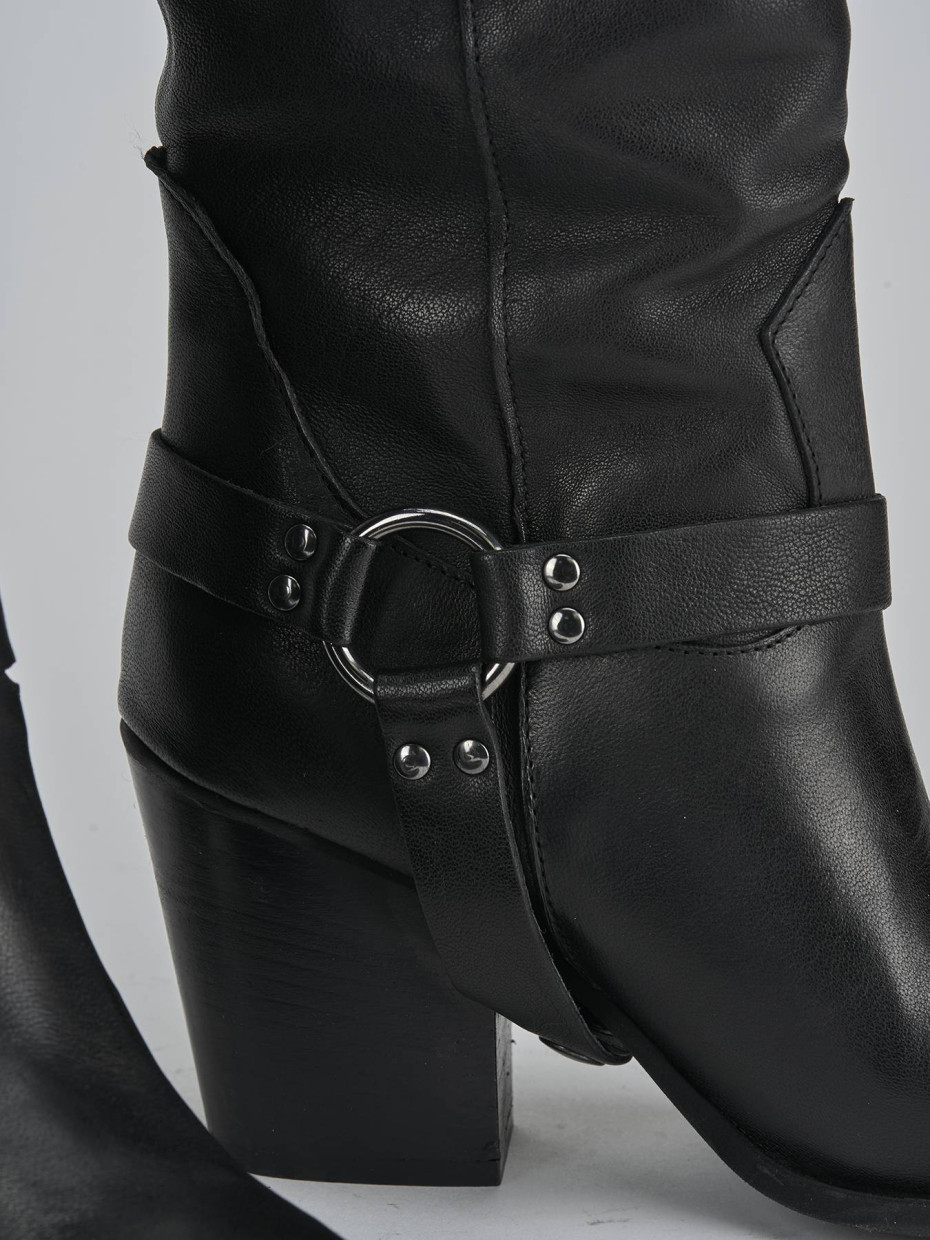 Stivali tacco 7cm pelle nero