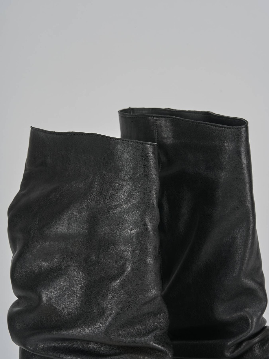 Stivaletti tacco 3cm pelle nero