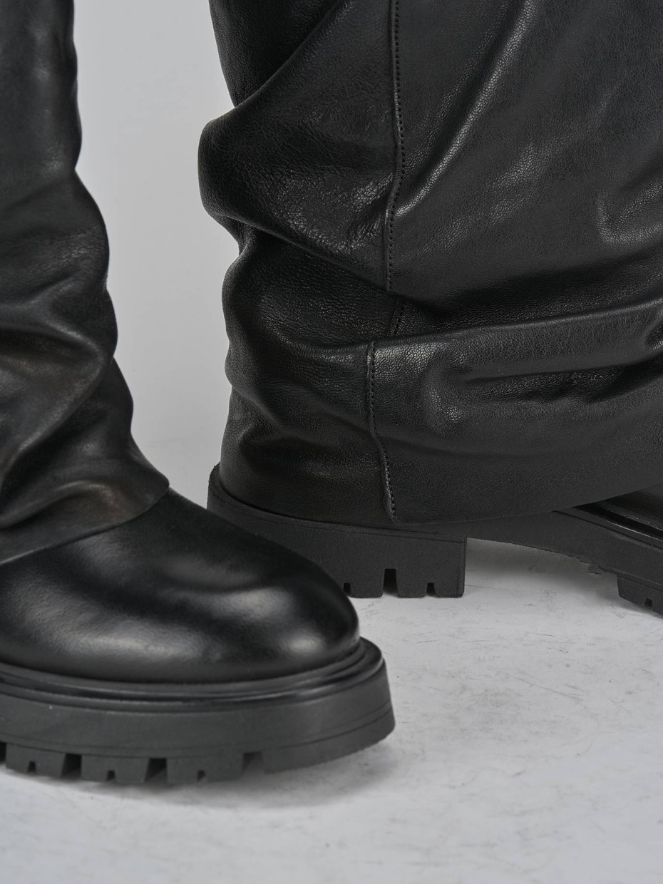 Stivaletti tacco 3cm pelle nero