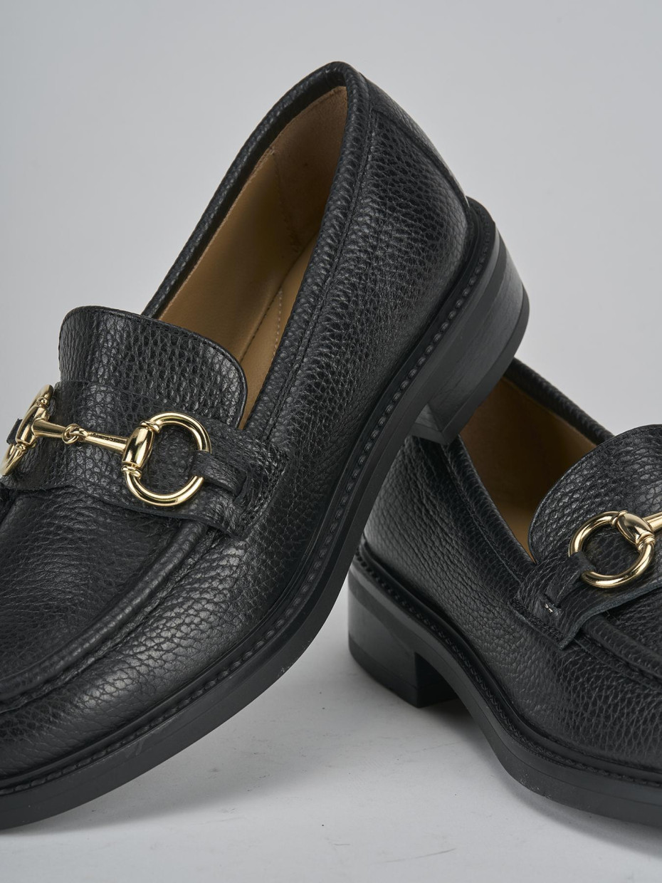 Mocassini tacco 2cm pelle nero