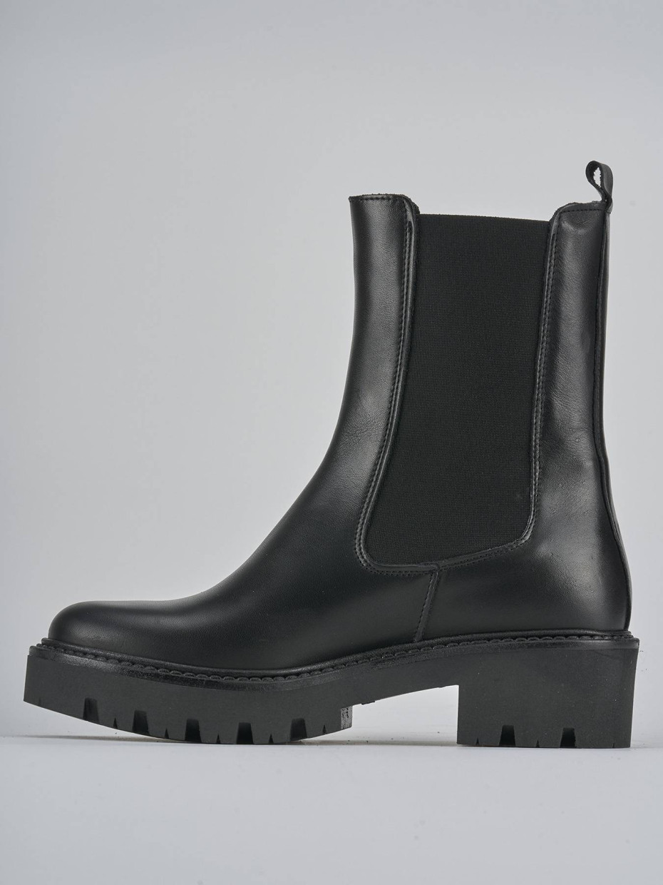 Stivaletti tacco 3cm pelle nero