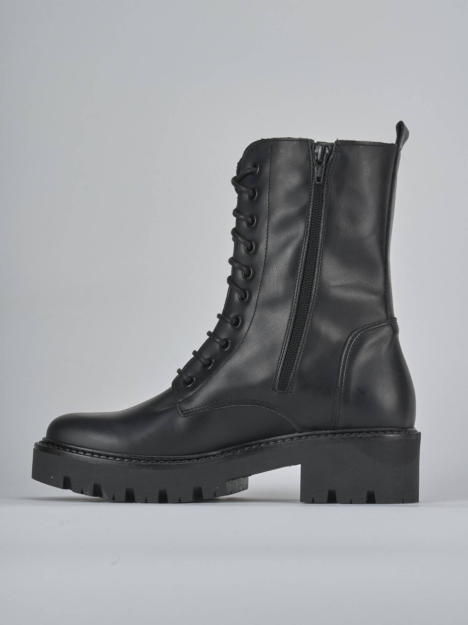 Anfibi tacco 3cm pelle nero