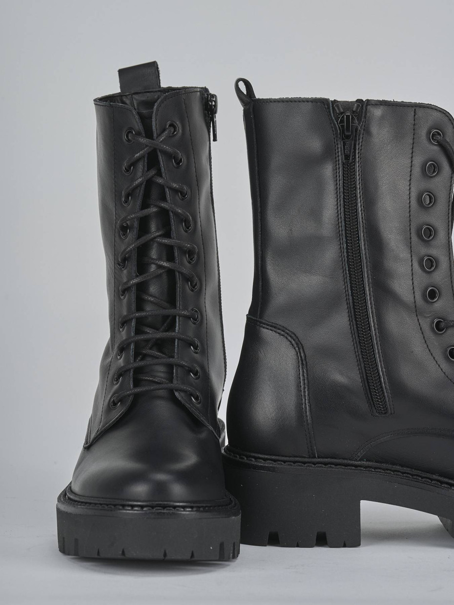 Anfibi tacco 3cm pelle nero