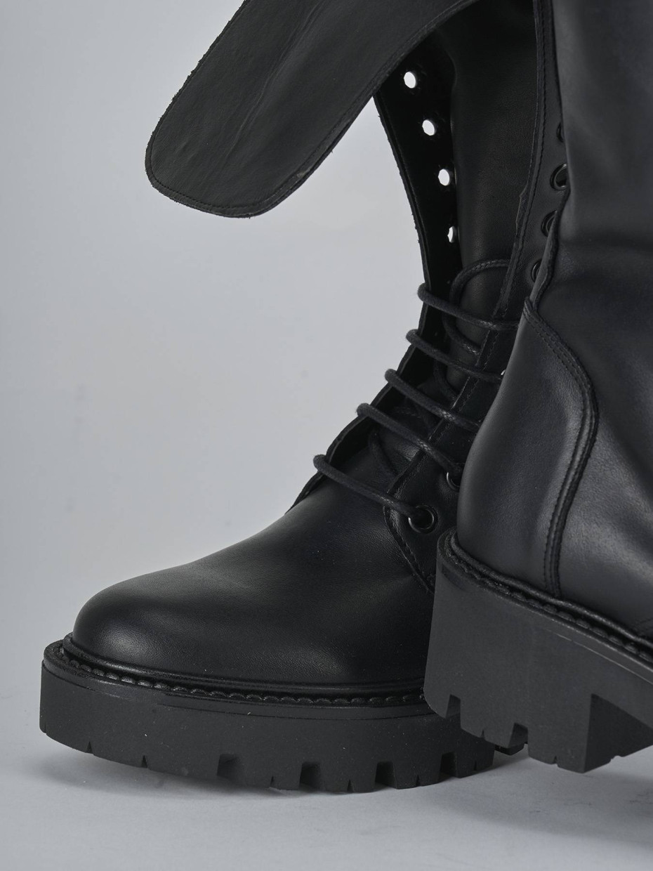Anfibi tacco 3cm pelle nero