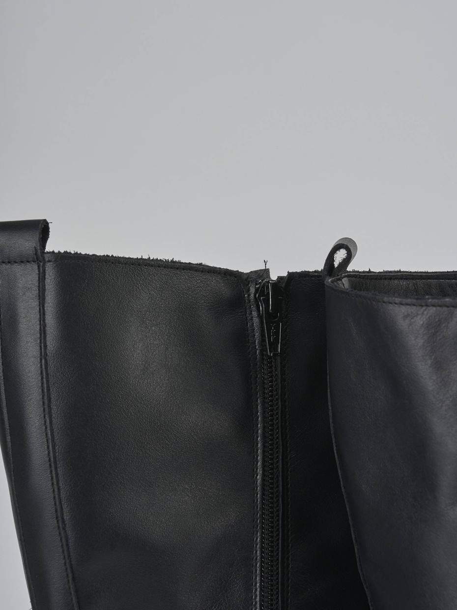 Anfibi tacco 3cm pelle nero