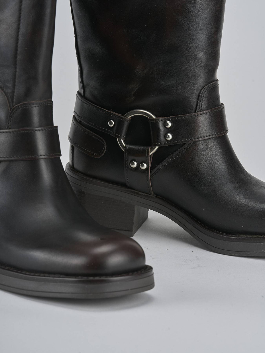 Stivale biker tacco 5 cm testa pelle