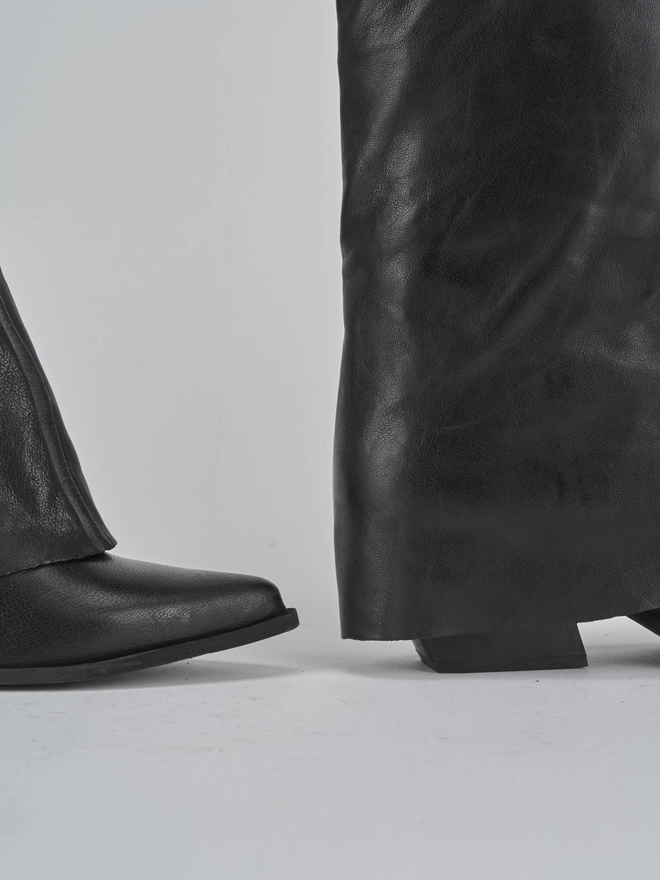 Stivali tacco 7cm pelle nero