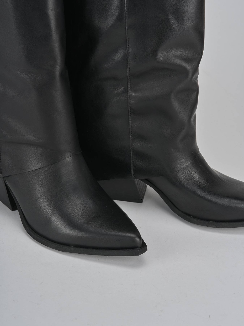Stivali tacco 7cm pelle nero