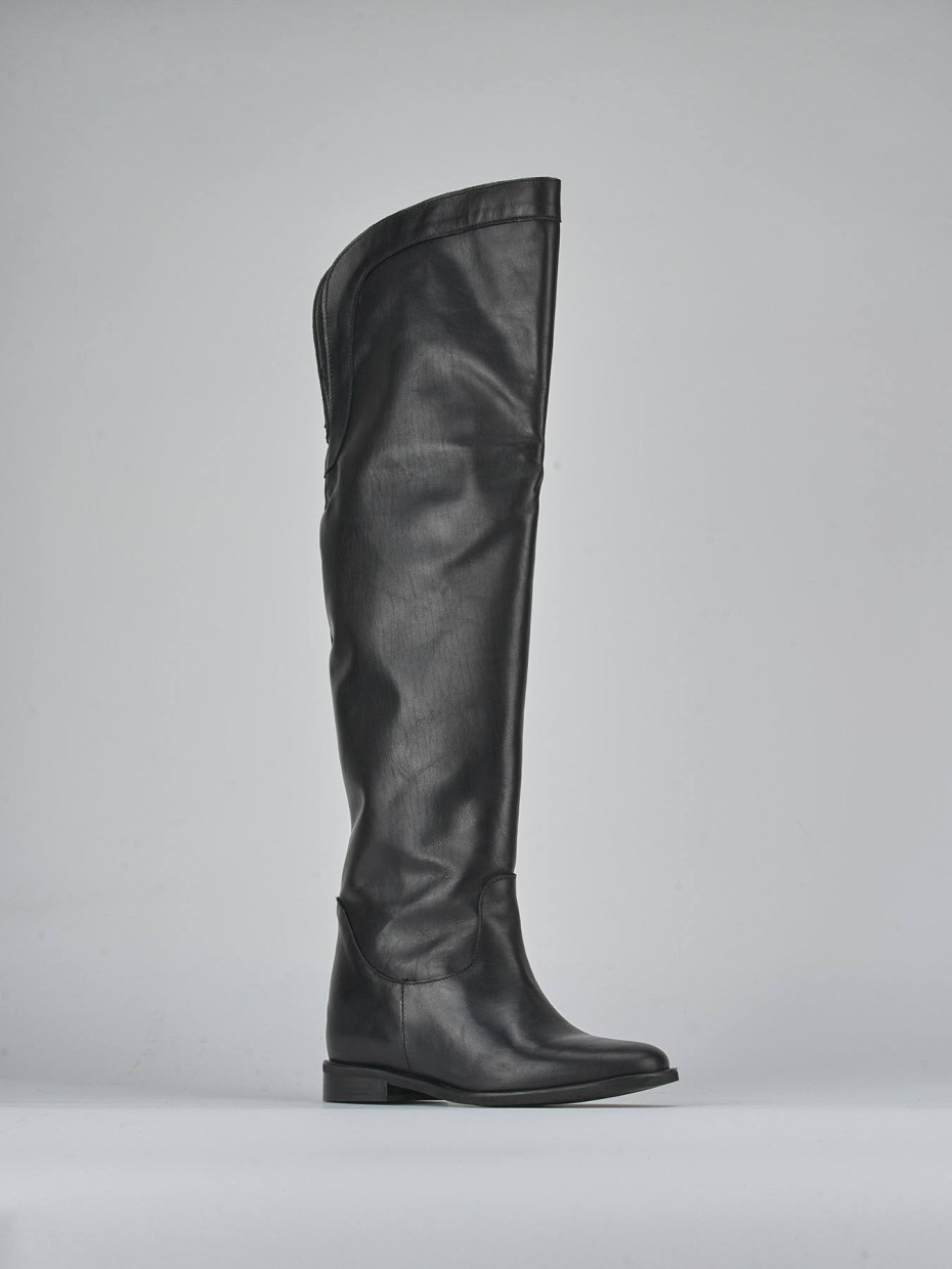 Stivali tacco 2cm pelle nero