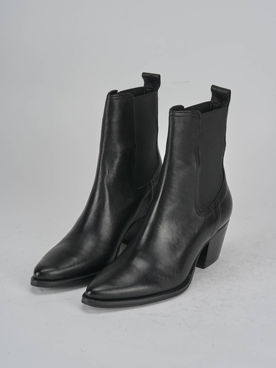 Stivaletti tacco 7cm pelle nero